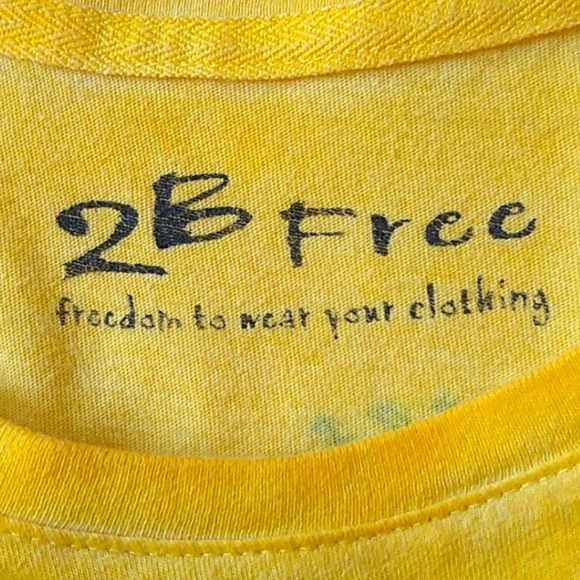 ♥️SOLD♥️ 2B Free Joyful Graphic Golden Yellow Tee - Picture 7 of 11